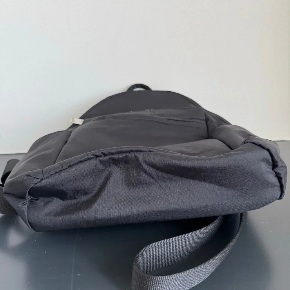 Baggallini Anti Theft Vacation Securetex Backpack Lightweight Travel Bag RFID